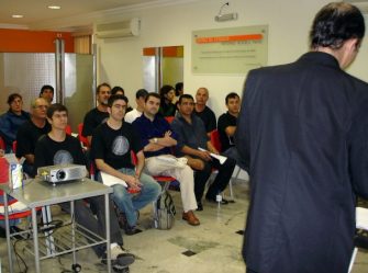 Centro de Estudos Ant�nio Bozelli Filho