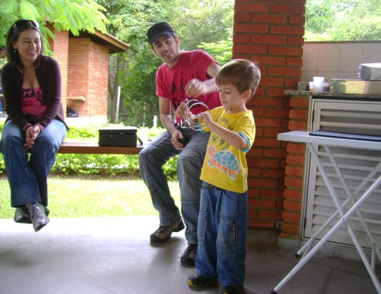 O pequeno M�rio e seus Aros Chienes (mam�e e papai no camarote)