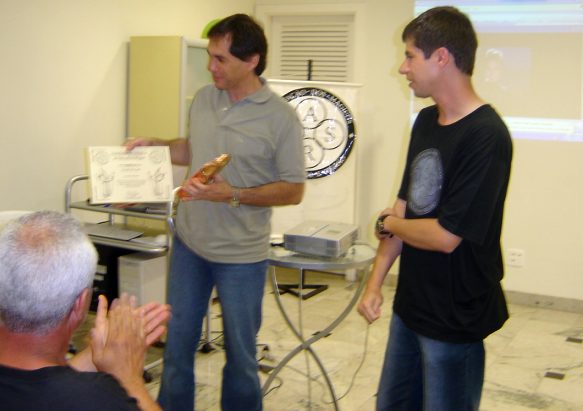 Ao final da palestra, uma pequena homenagem a Fernando Miranda