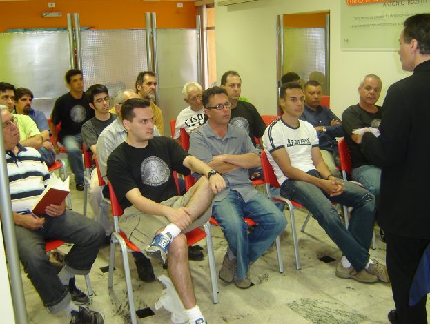 Ray Francas e parte dos m�gicos presentes