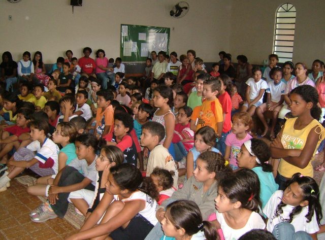 Todos atentos ao espet�culo