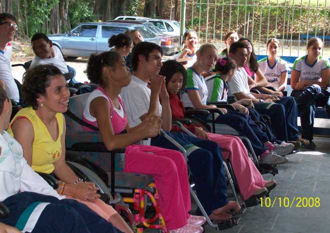 Parte do p�blico durante a apresenta��o