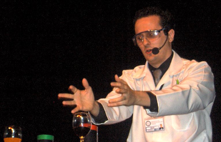 Murilo Pereira e o n�mero do "Refrigerante viajante"