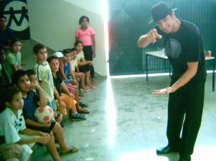 M�gico Deci na escola Edward Fruru (Jd. Botucatu)