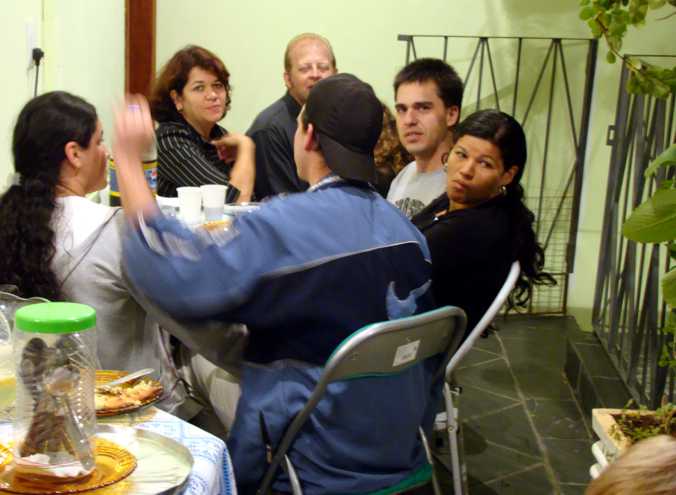 Fam�lias das cidades de Engenheiro Coelho (Mr. Tom�) e Cotia (Kiffer)