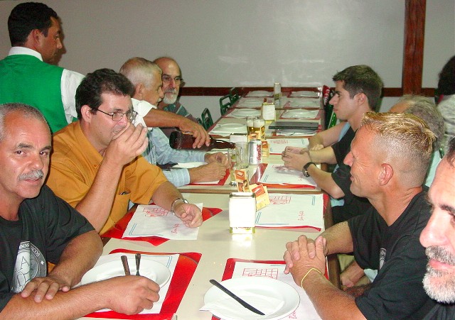 Jantar de confraterniza��o