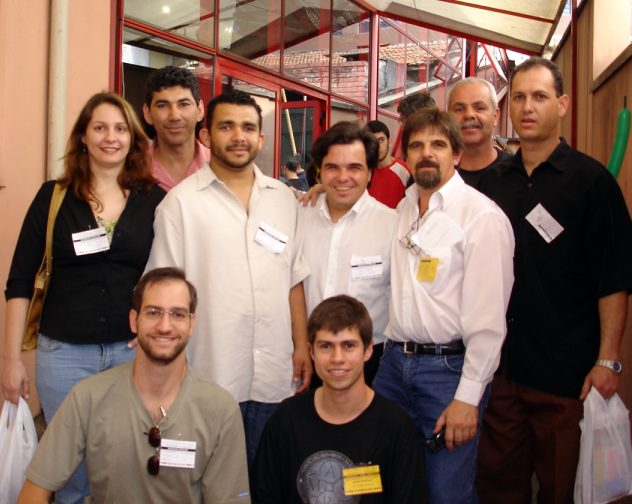 Em p�: Andr�ia Pioto (A.M.S.R), New (A.M.S.R.), Dimmy Martins (A.M.S.R.), Hugo Moraes, Roberto Jard�n, Celso Gon�alves (A.M.S.R.) e Monfinatti (A.M.S.R.). Abaixados: Drake (A.M.S.R.) e Fabian Rodrigues (A.M.S.R.)