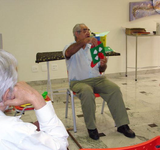 M�gico Alan Pach� (S�cio de Honta da A.M.S.R.) apresentando uma rotina de Magia para Crian�as