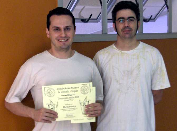 Murilo Pereira, recebendo seu certificado pelo Grand Prix de 2008
